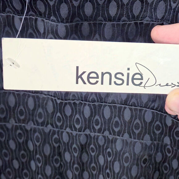 Kensie Women’s Dress Size 8 Y2K Minimalist Cocktail Chic Black Brocade Fit Flare - Picture 5 of 11